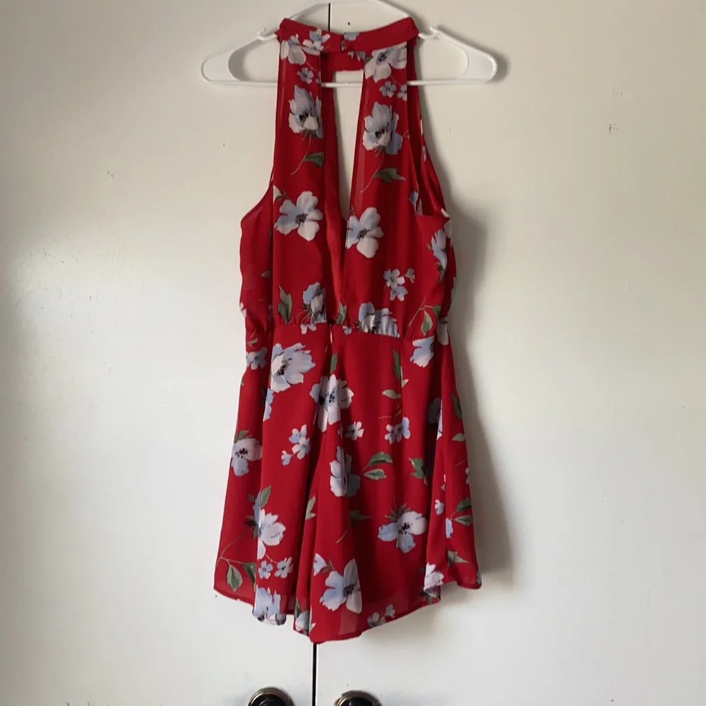 RED ROMPER - Picture 3 of 4